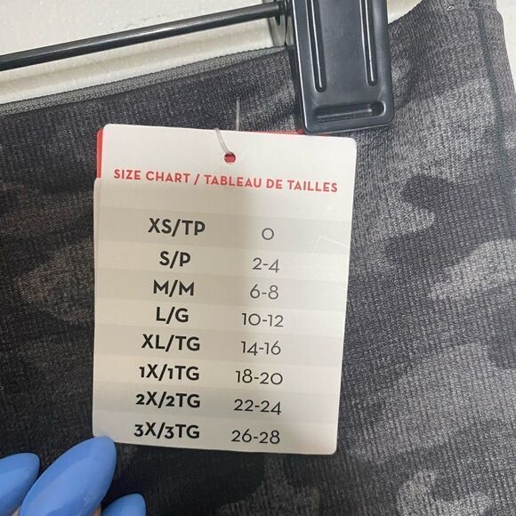 Spanx Look at Me Now Seamless Leggings - Picture 6 of 6